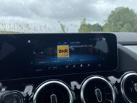 Mercedes-Benz B-klasse 180 Advantage | Achteruitrijcamera | Half leder | MBUX | Elektrische achterklep |