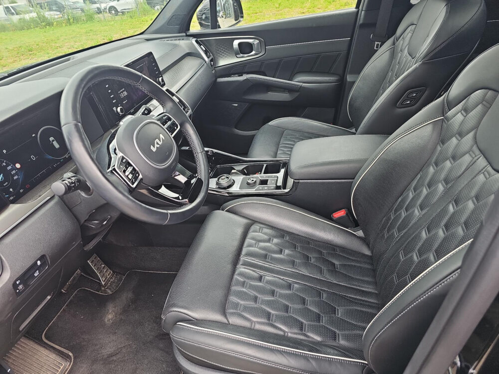 Kia Sorento 1.6 T-GDI Hybrid 2WD ExecutiveLine 7p. BTW auto | Trekhaak | Leder