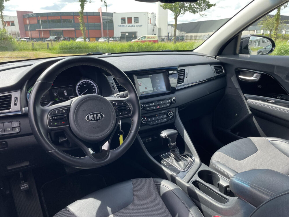 Kia Niro 1.6 GDi Hybrid DynamicLine | Achteruitrijcamera | Navigatie |