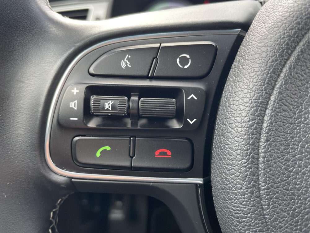 Kia Niro 1.6 GDi Hybrid DynamicLine | Achteruitrijcamera | Navigatie |