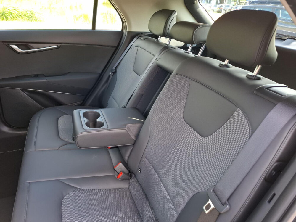 Kia Niro 1.6 GDi Hybrid DynamicLine | LED verlichting | digitaal dashboard | Navigatie |