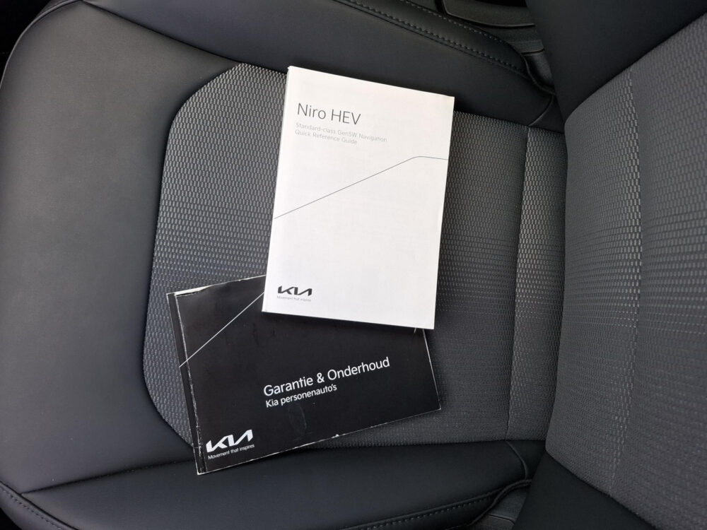 Kia Niro 1.6 GDi Hybrid DynamicLine | LED verlichting | digitaal dashboard | Navigatie |