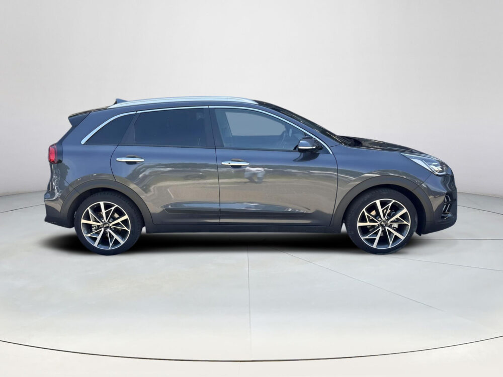Kia Niro 1.6 GDi Hybrid ExecutiveLine | 1e Eigenaar | JBL | SchuifDak | 18inch | Trekhaak |Dealeronderhouden | Kia Garantie |