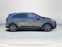 Kia Niro 1.6 GDi Hybrid ExecutiveLine | 1e Eigenaar | JBL | SchuifDak | 18inch | Trekhaak |Dealeronderhouden | Kia Garantie |