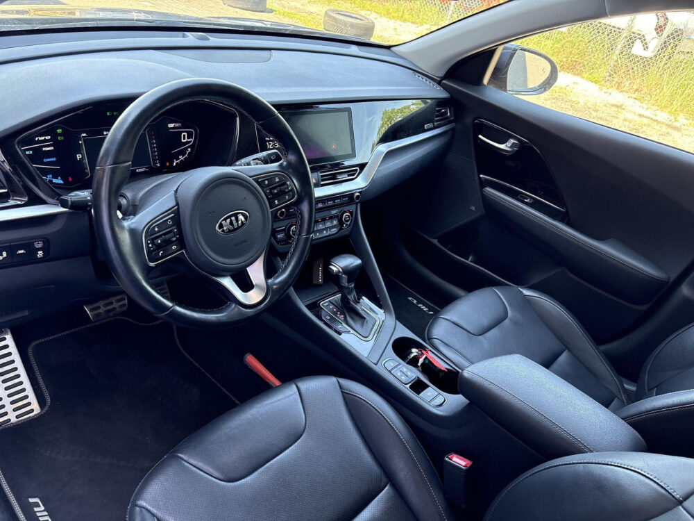 Kia Niro 1.6 GDi Hybrid ExecutiveLine | 1e Eigenaar | JBL | SchuifDak | 18inch | Trekhaak |Dealeronderhouden | Kia Garantie |