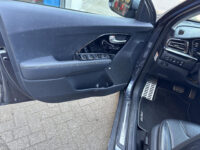 Kia Niro 1.6 GDi Hybrid ExecutiveLine | 1e Eigenaar | JBL | SchuifDak | 18inch | Trekhaak |Dealeronderhouden | Kia Garantie |