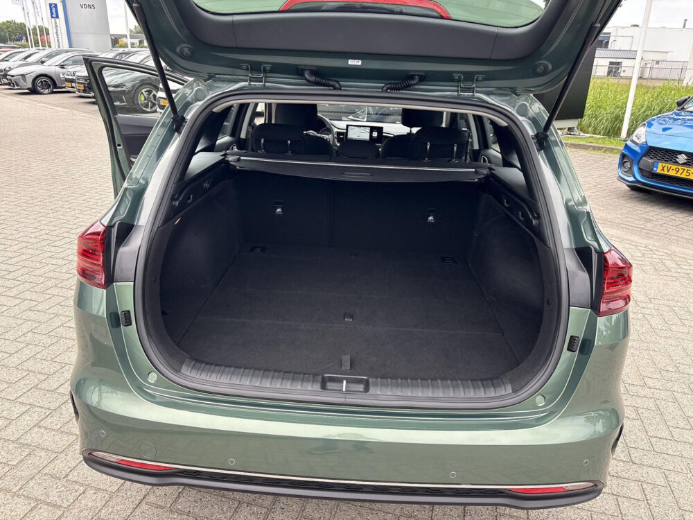 Kia Ceed Sportswagon 1.5 T-GDi DynamicLine | 140Pk | 1210kg Trekgewicht | BTW auto
