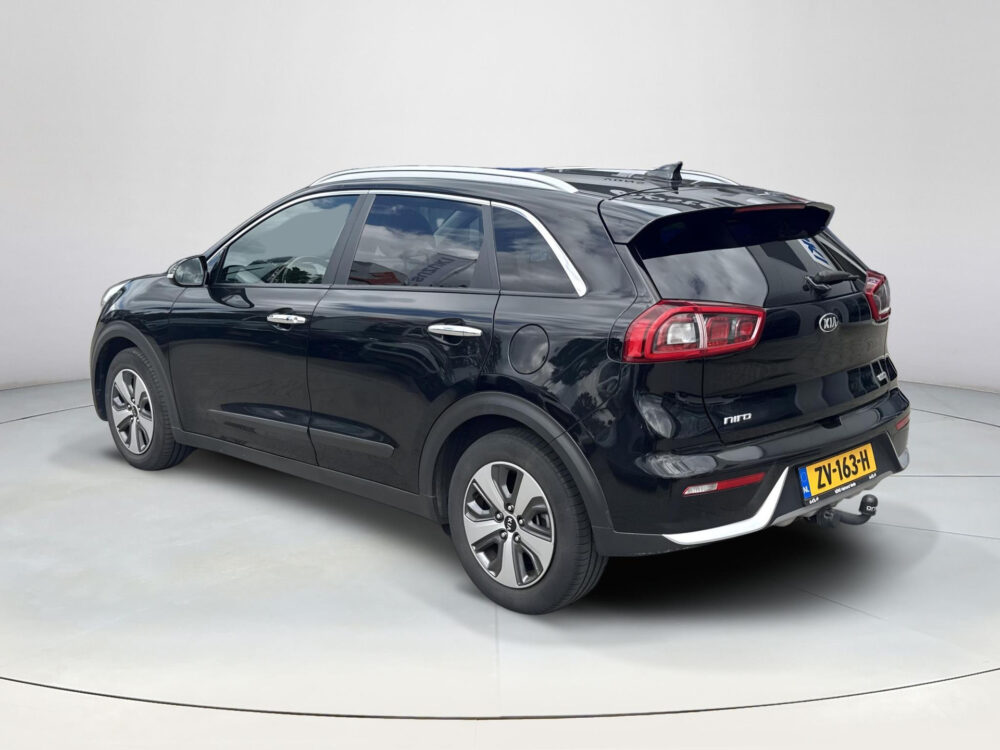Kia Niro 1.6 GDi Hybrid DynamicPlusLine Leder Stoelverwarming Stuurverwarming navigatie Camera trekhaak