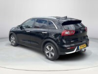 Kia Niro 1.6 GDi Hybrid DynamicPlusLine Leder Stoelverwarming Stuurverwarming navigatie Camera trekhaak