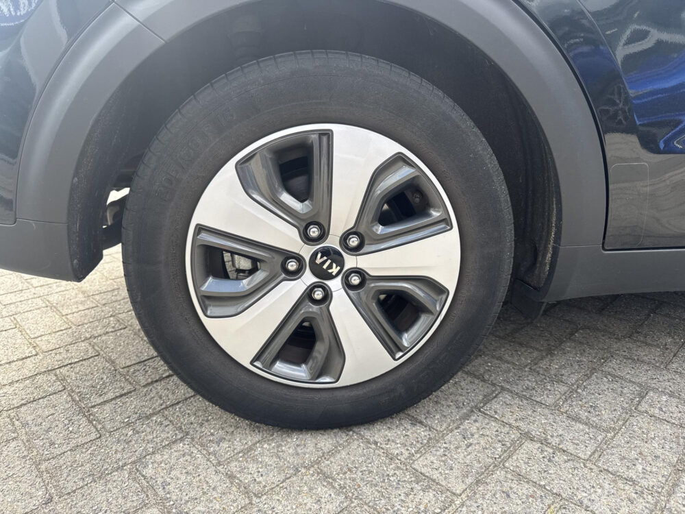 Kia Niro 1.6 GDi Hybrid DynamicPlusLine Leder Stoelverwarming Stuurverwarming navigatie Camera trekhaak