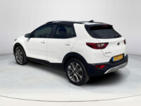 Kia Stonic 1.0 T-GDi DynamicPlusLine | Climate control | Achteruitrijcamera | Navigatie | Apple carplay |