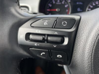 Kia Stonic 1.0 T-GDi DynamicPlusLine | Climate control | Achteruitrijcamera | Navigatie | Apple carplay |