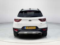 Kia Stonic 1.0 T-GDi DynamicPlusLine | Climate control | Achteruitrijcamera | Navigatie | Apple carplay |