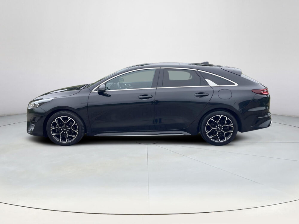 Kia ProCeed 1.5 T-GDi GT-Line | Panorama schuif kantel dak | Stoel stuur verwarming | Elektrische achterklep |