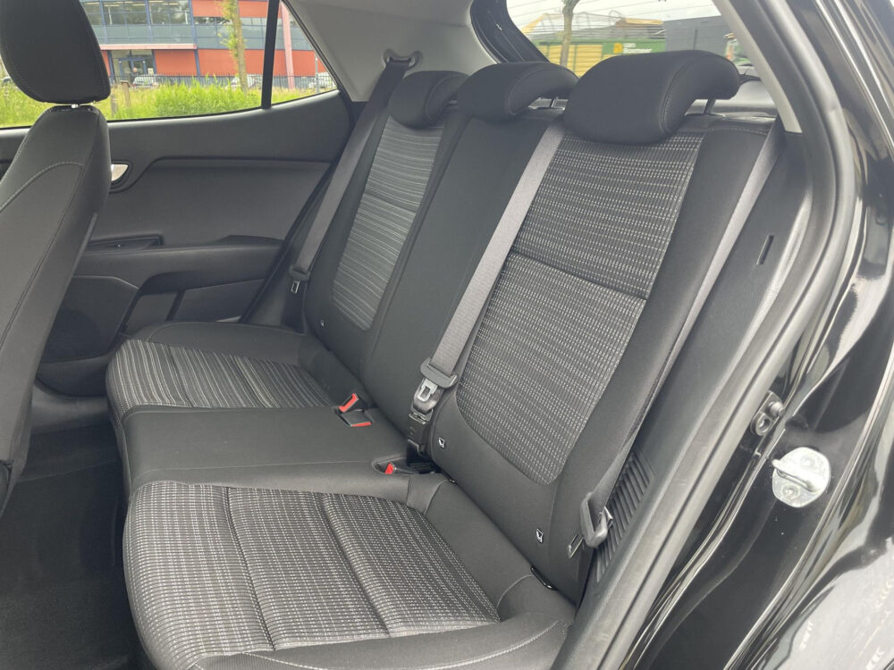Kia Stonic 1.0 T-GDi MHEV DynamicPlusLine | Climate control | Apple carplay | Achteruitrijcamera |