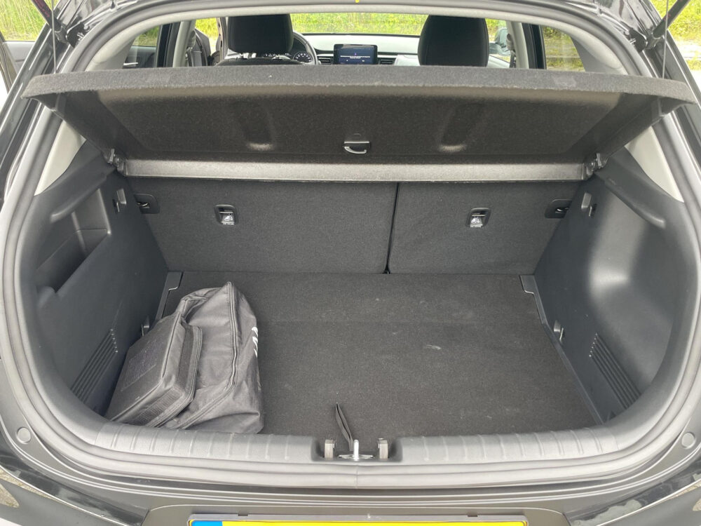 Kia Stonic 1.0 T-GDi MHEV DynamicPlusLine | Climate control | Apple carplay | Achteruitrijcamera |