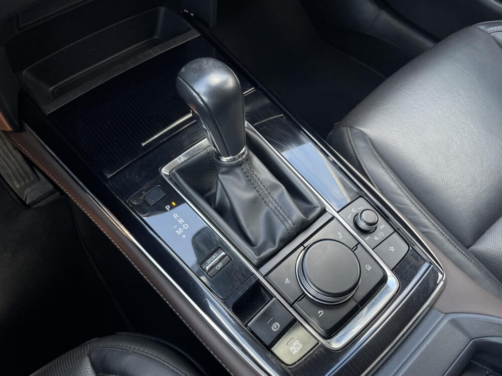 Mazda CX-30 2.0 e-SkyActiv-G M Hybrid Comfort Automaat Leder trekhaak stoelverwarming stuurverwarming dodehoek detectie