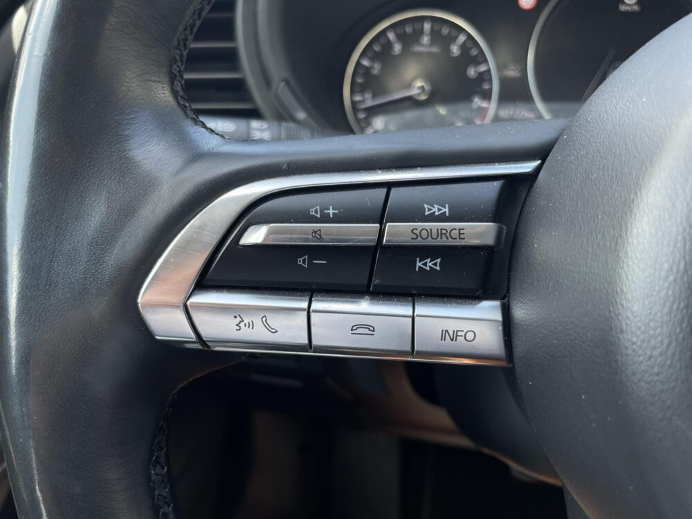 Mazda CX-30 2.0 e-SkyActiv-G M Hybrid Comfort Automaat Leder trekhaak stoelverwarming stuurverwarming dodehoek detectie