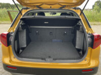 Suzuki Vitara 1.4 Boosterjet Select | Afneembare trekhaak | Stoelverwarming | Achteruitrijcamera |