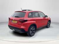 Suzuki Vitara 1.5 Hybrid Style | Panorama schuif dak | Achteruitrijcamera | Stoelverwarming |