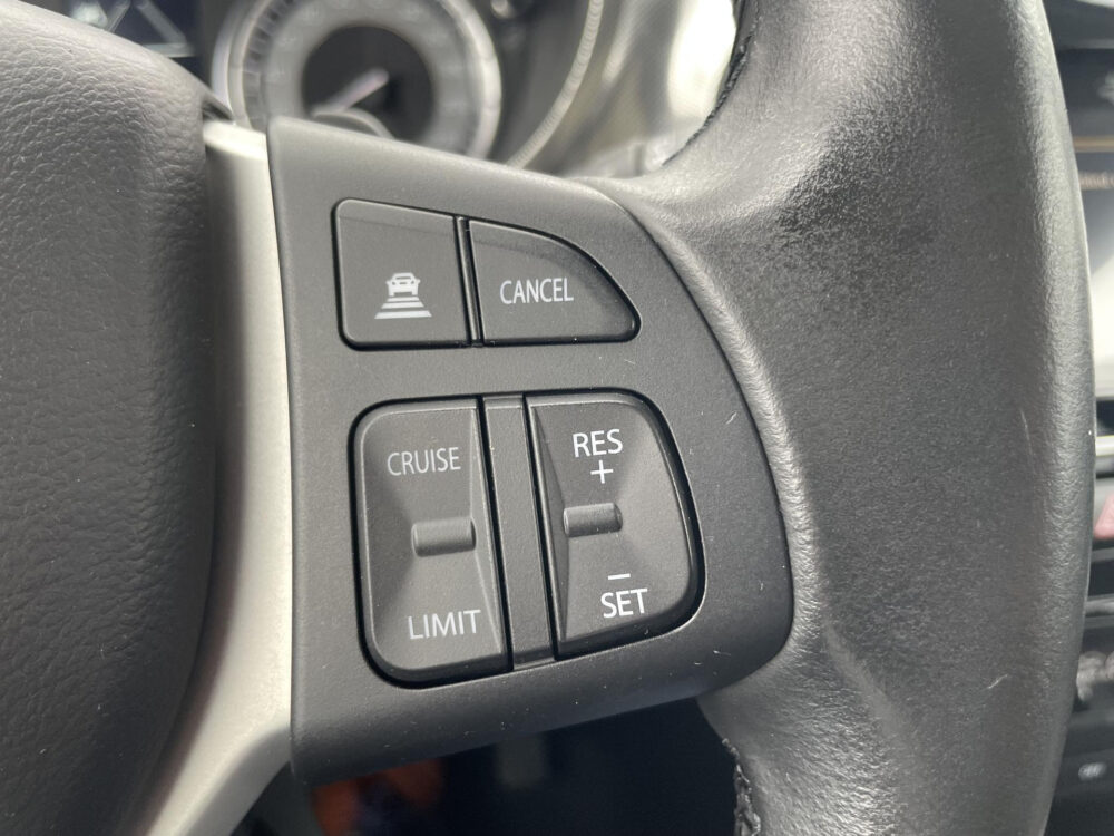 Suzuki Vitara 1.5 Hybrid Style | Panorama schuif dak | Achteruitrijcamera | Stoelverwarming |