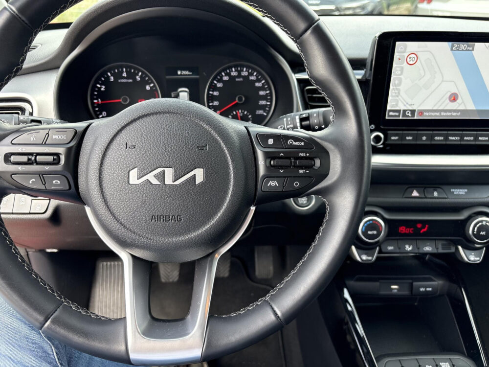Kia Stonic 1.0 T-GDi MHEV DynamicPlusLine | 1e Eigenaar | Trekhaak | 18.000km | NieuwStaat
