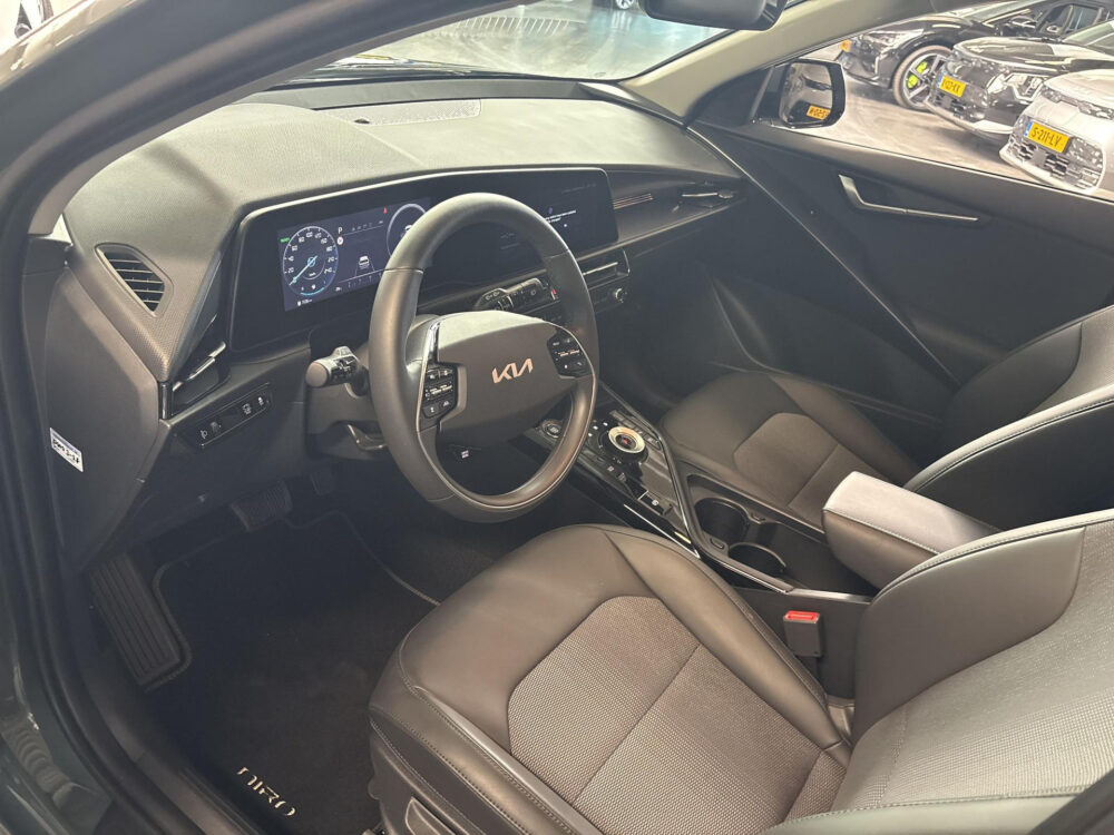 Kia Niro 1.6 GDi Hybrid DynamicLine | BTW auto | PDC | Half Leder | Keyless |
