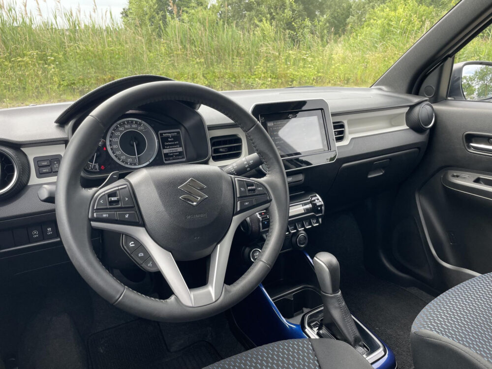 Suzuki Ignis 1.2 Smart Hybrid Style | Stoelverwarming | Achteruitrijcamera | Climate control |