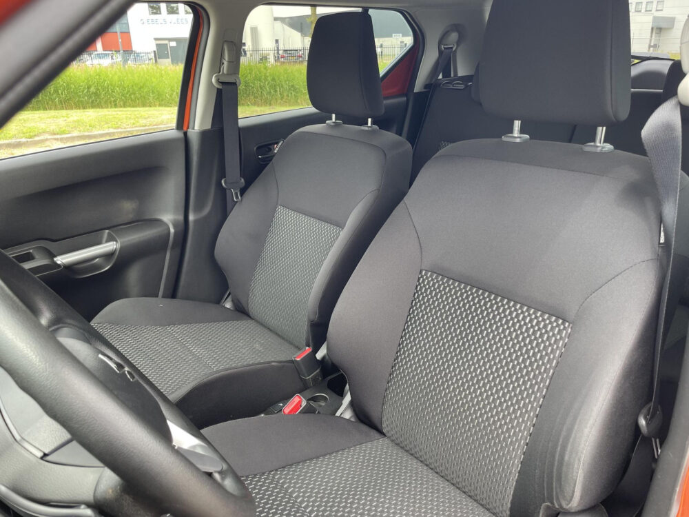 Suzuki Ignis 1.2 Smart Hybrid Select | Stoelverwarming | Achteruitrijcamera | Apple carplay Android auto |