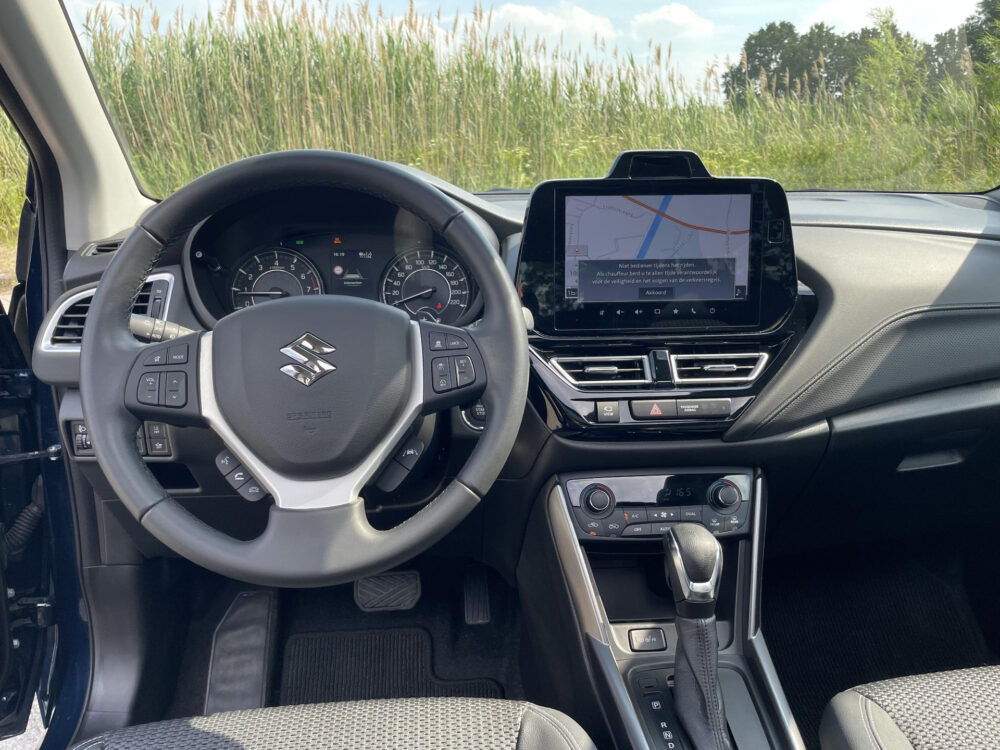 Suzuki S-Cross 1.5 Hybrid Style | 360* Camera | Panorama schuif dak | Stoelverwarming |