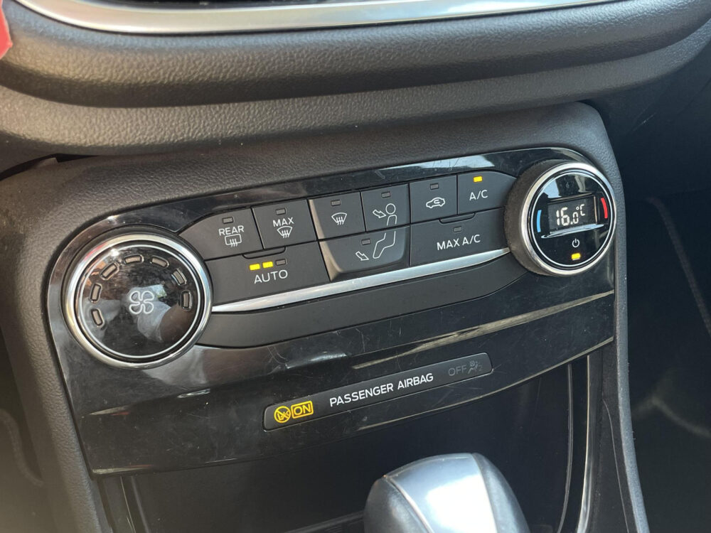 Ford Puma 1.0 EcoBoost Titanium | CarPlay | Cruise | afn. Trekhaak |