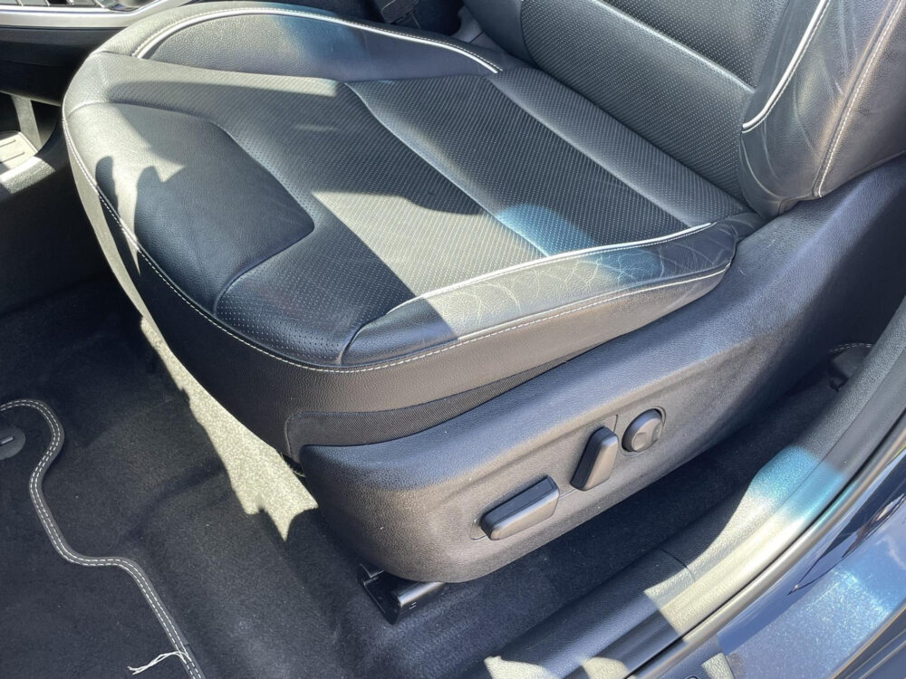 Kia e-Niro ExecutiveLine 64 kWh | Leder | Stoel verwarming en ventilatie | Elektrische stoelen |