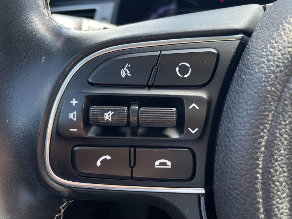 Kia e-Niro ExecutiveLine 64 kWh | Leder | Stoel verwarming en ventilatie | Elektrische stoelen |