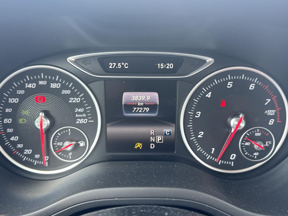 Mercedes-Benz B-klasse 200 Prestige Panoramadak Stoelverwarming Navigatie