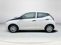 Toyota Aygo 1.0 VVT-i x | hill hold | cruise control |