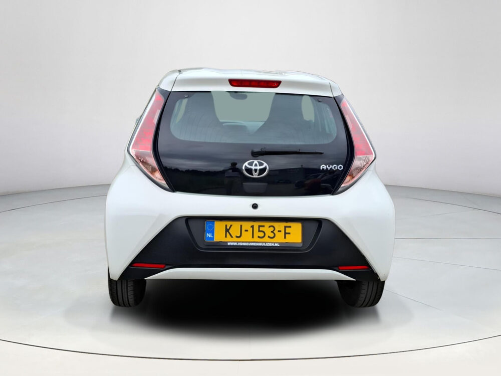 Toyota Aygo 1.0 VVT-i x | hill hold | cruise control |