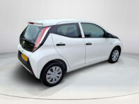 Toyota Aygo 1.0 VVT-i x | hill hold | cruise control |