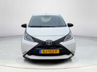 Toyota Aygo 1.0 VVT-i x | hill hold | cruise control |