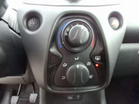 Toyota Aygo 1.0 VVT-i x | hill hold | cruise control |