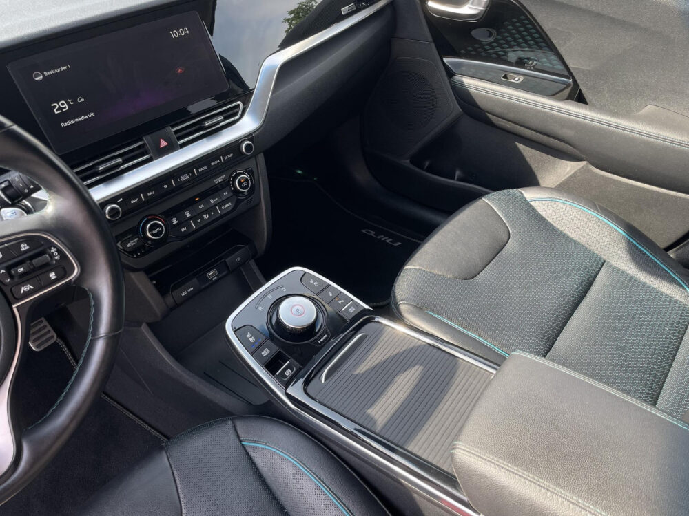 Kia e-Niro ExecutiveLine 64 kWh | Stoelverwarming en ventilatie | Leder | Elektrische stoelen |