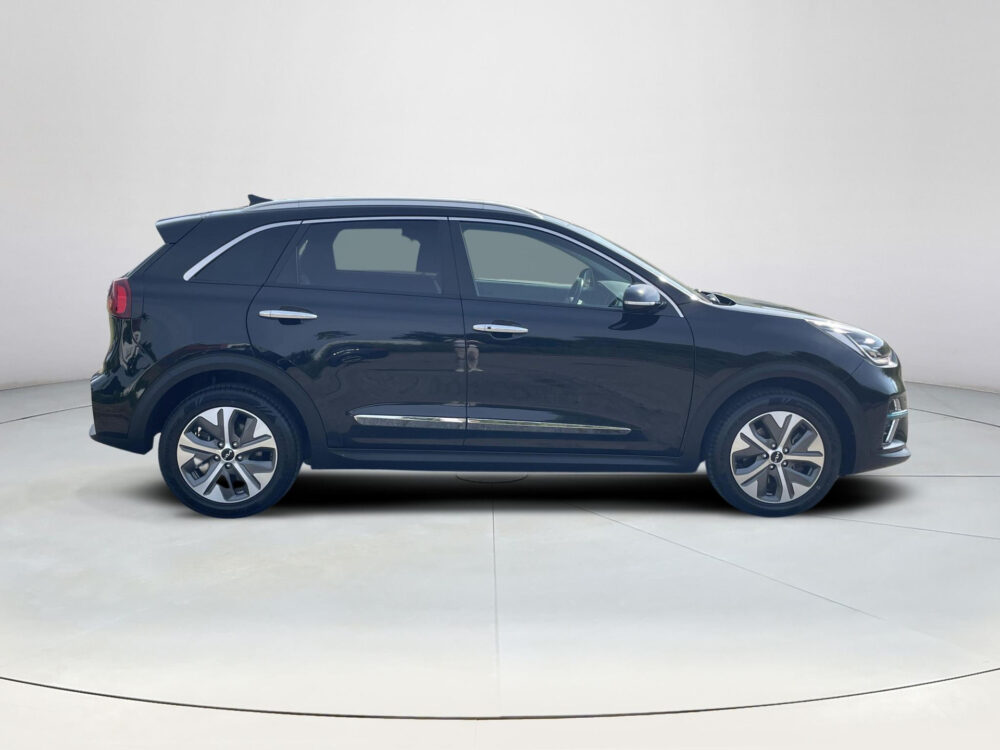 Kia e-Niro ExecutiveLine 64 kWh | Stoelverwarming en ventilatie | Leder | Elektrische stoelen |