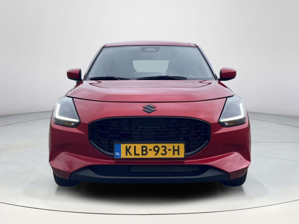 Suzuki Swift 1.2 Comfort Smart Hybrid | Demo direct leverbaar | Achteruitrijcamera | Dodehoek assistent | Adaptieve cruise |