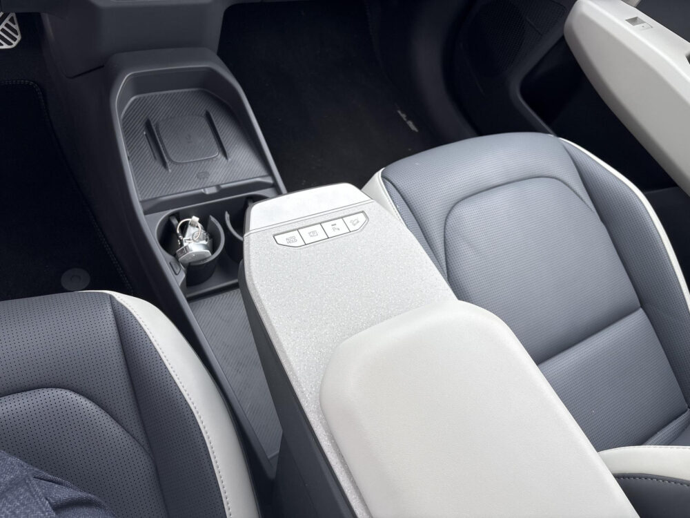 Kia EV3 GT-PlusLine 81.4 kWh | 3.600km || NieuwStaat || Trekhaak Afneembaar ||