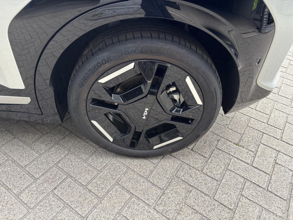 Kia EV3 GT-PlusLine 81.4 kWh | 3.600km || NieuwStaat || Trekhaak Afneembaar ||