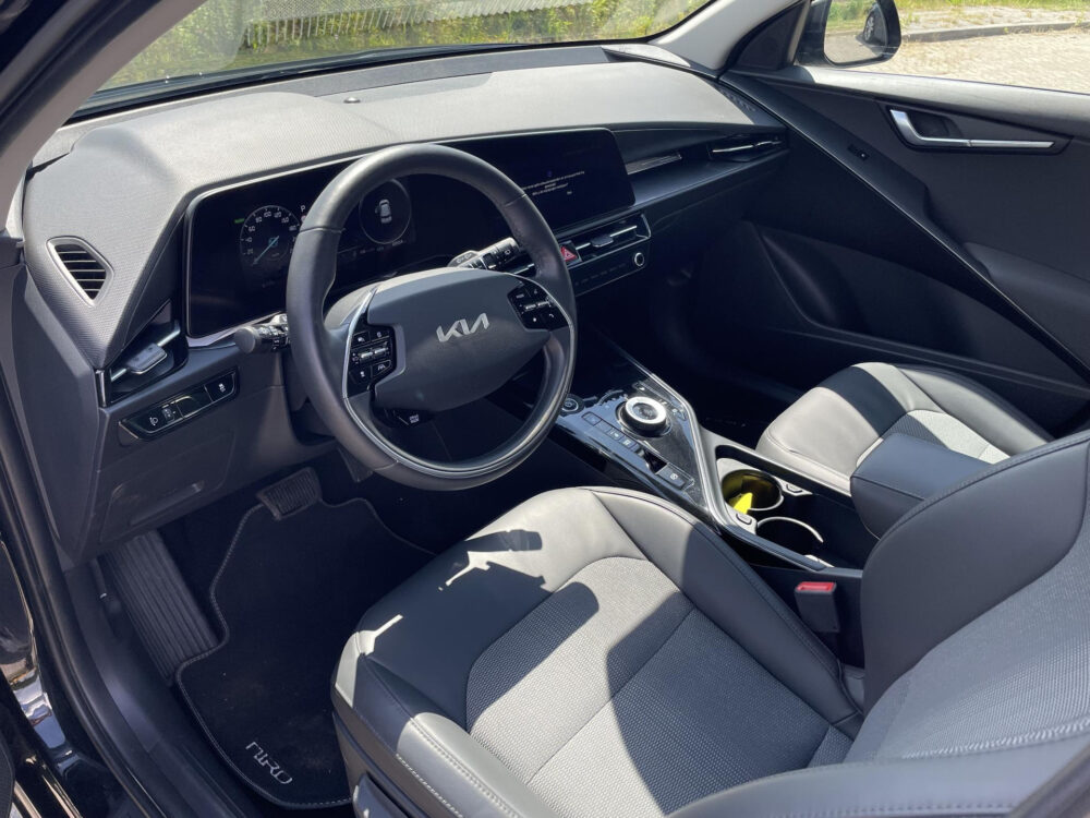 Kia Niro EV Edition 64.8 kWh | SOH 97,7% | Stoel en stuur verwarming | Achteruitrijcamera |
