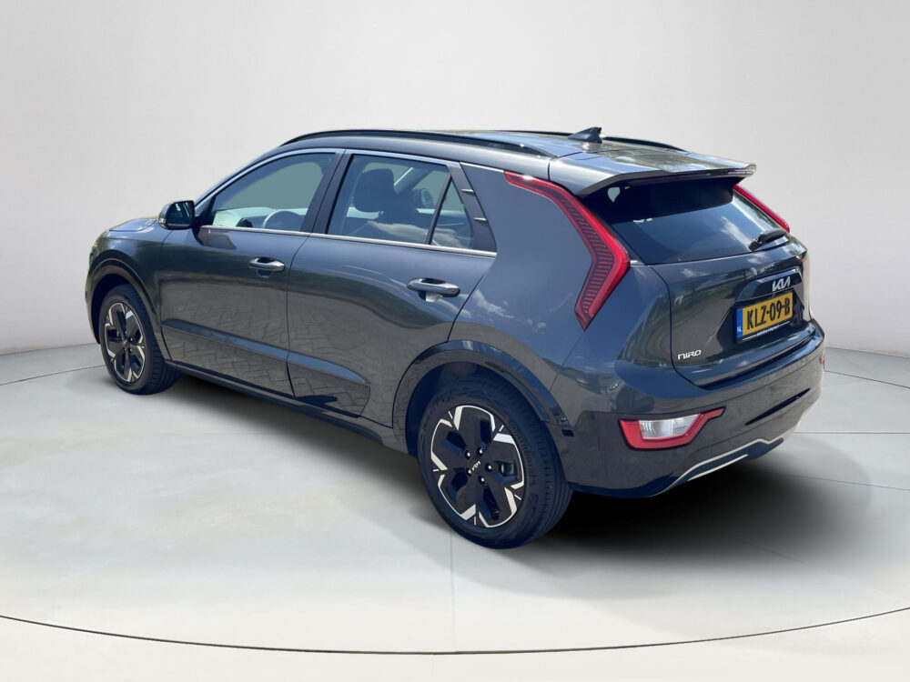 Kia Niro EV Edition 64.8 kWh | SOH 98,2% | Stoel en stuur verwarming | Achteruitrijcamera |