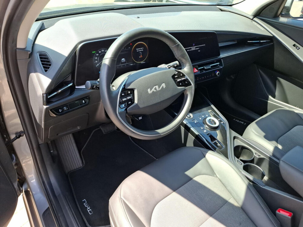 Kia Niro EV Edtition 64.8 kWh | SOH 97,5 % | Stoel en stuur verwarming | Achteruitrijcamera |