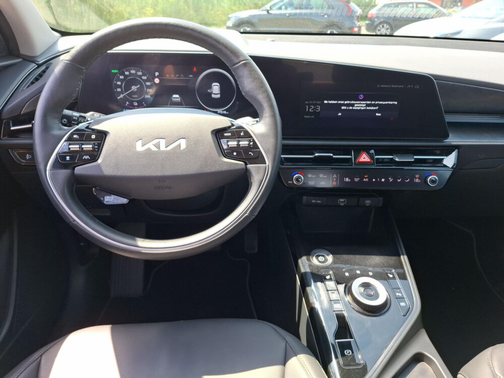 Kia Niro EV Edtition 64.8 kWh | SOH 97,5 % | Stoel en stuur verwarming | Achteruitrijcamera |