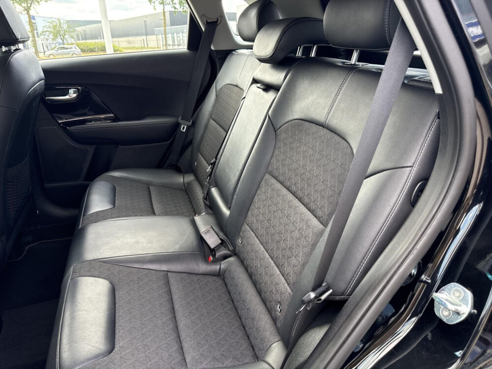 Kia Niro 1.6 GDi Hybrid DynamicLine Navi | Camera | Trekhaak |