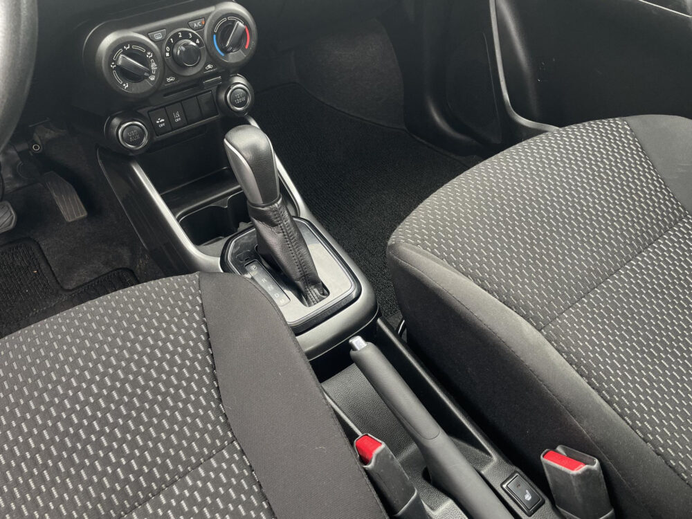 Suzuki Ignis 1.2 Smart Hybrid Select | Stoelverwarming | Achteruitrijcamera |